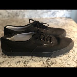 VANS AUTHENTIC CLASSIC LO BLACK BLACK